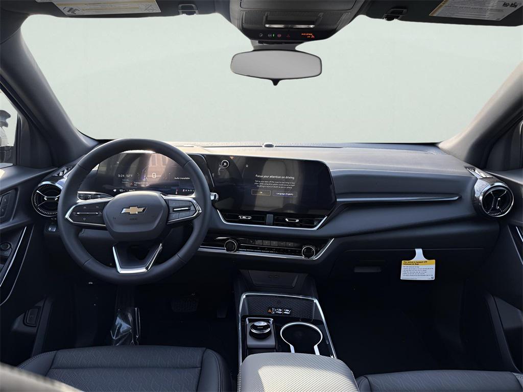 new 2026 Chevrolet Equinox car, priced at $32,277