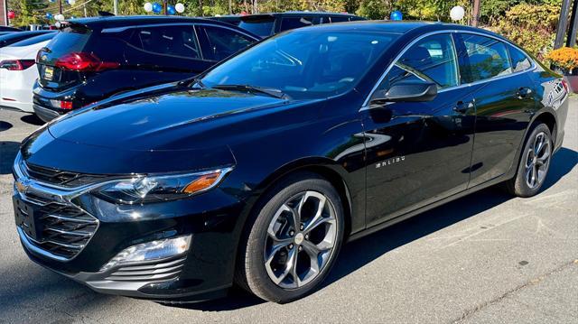 new 2025 Chevrolet Malibu car, priced at $28,258