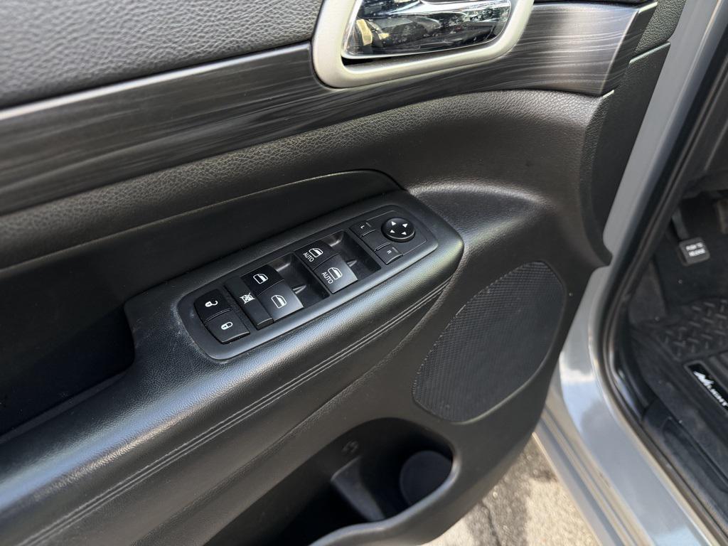 used 2020 Jeep Grand Cherokee car, priced at $21,495