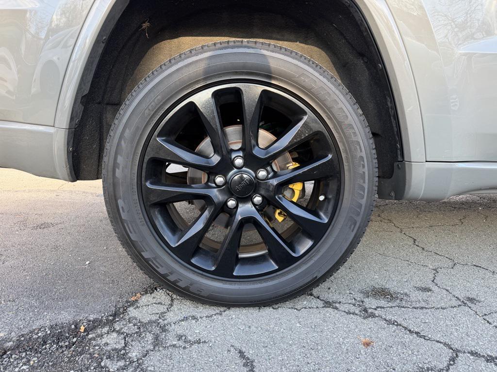 used 2020 Jeep Grand Cherokee car, priced at $21,495