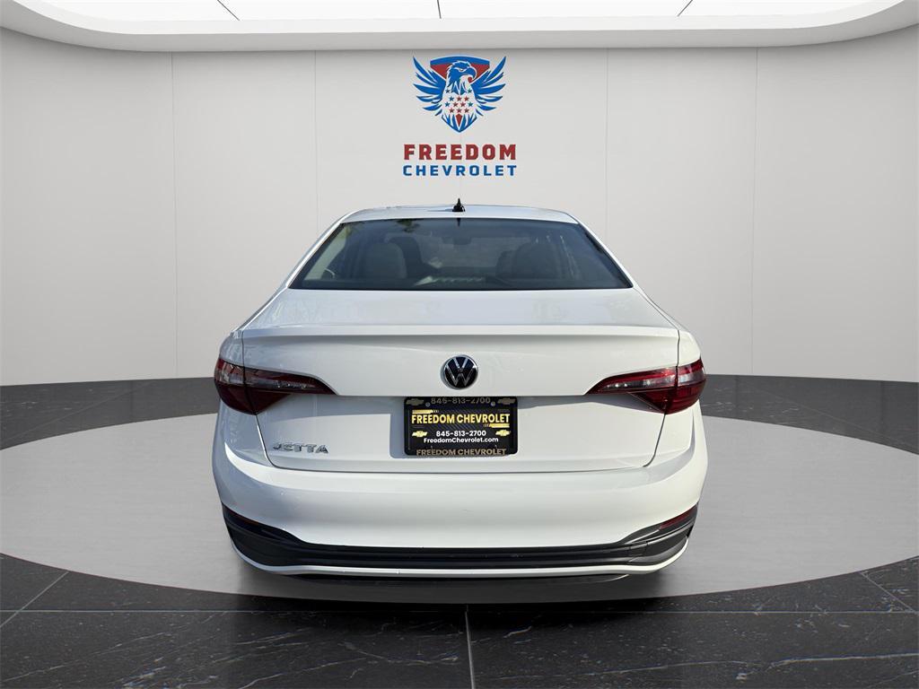 used 2024 Volkswagen Jetta car, priced at $15,795