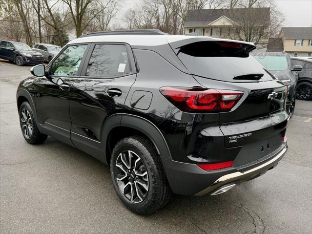 new 2025 Chevrolet TrailBlazer car, priced at $29,251