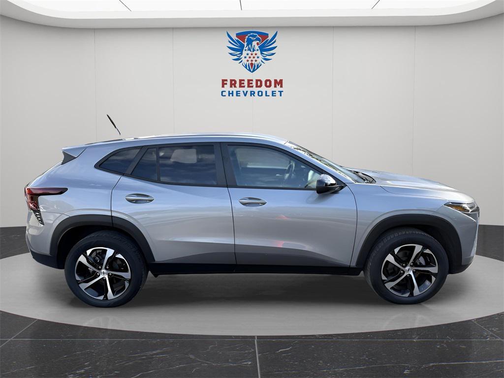 used 2025 Chevrolet Trax car, priced at $20,895