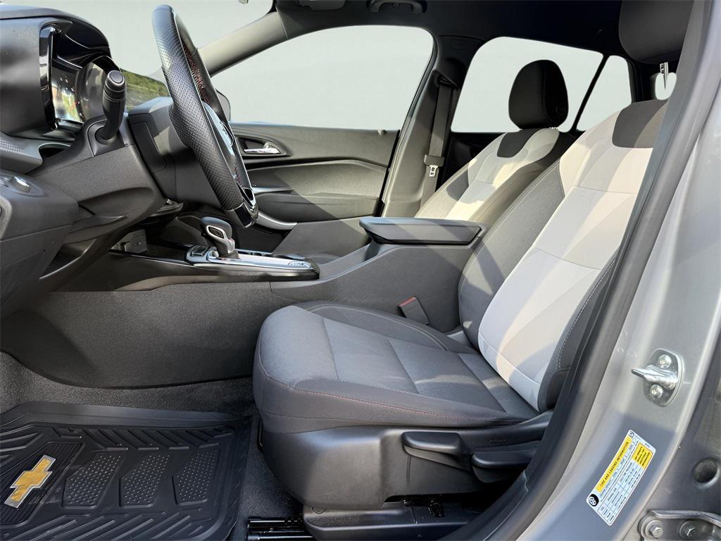 used 2025 Chevrolet Trax car, priced at $20,895