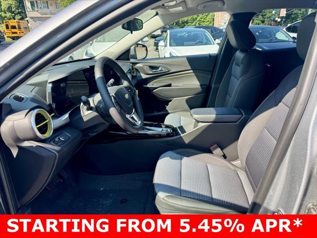 new 2025 Chevrolet Trax car, priced at $23,707