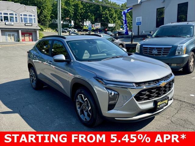 new 2025 Chevrolet Trax car, priced at $23,707