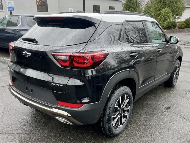 new 2025 Chevrolet TrailBlazer car, priced at $29,251