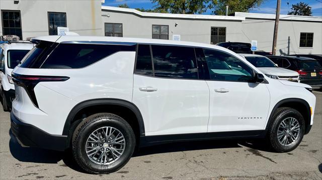 new 2024 Chevrolet Traverse car, priced at $39,765