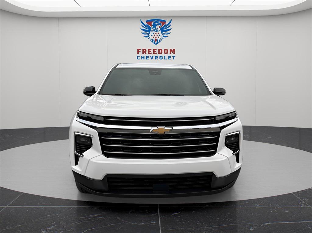 new 2026 Chevrolet Traverse car, priced at $38,495