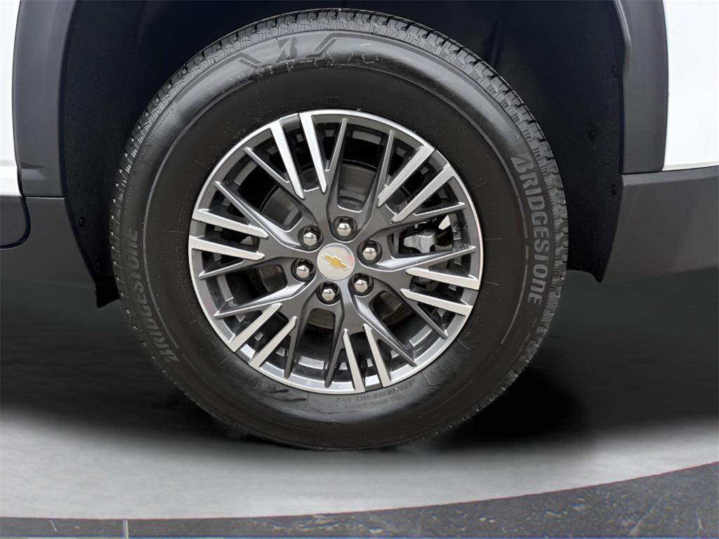 new 2026 Chevrolet Traverse car, priced at $38,495