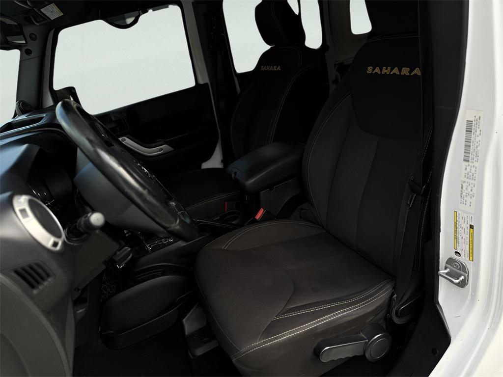 used 2014 Jeep Wrangler Unlimited car, priced at $12,195