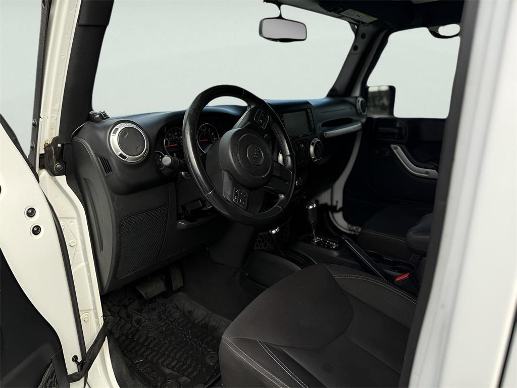 used 2014 Jeep Wrangler Unlimited car, priced at $12,195