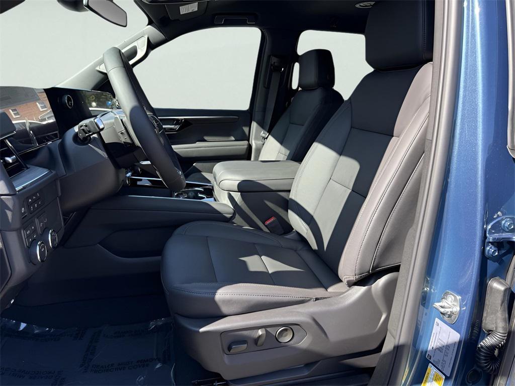 used 2025 Chevrolet Tahoe car, priced at $66,995