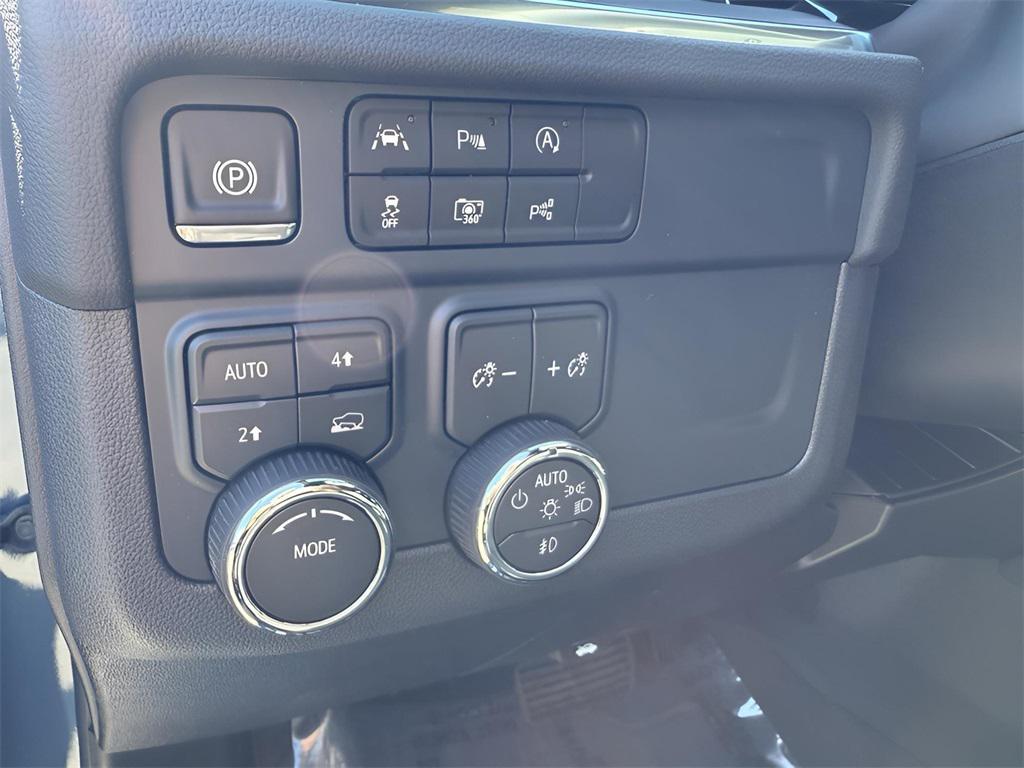 used 2025 Chevrolet Tahoe car, priced at $66,995