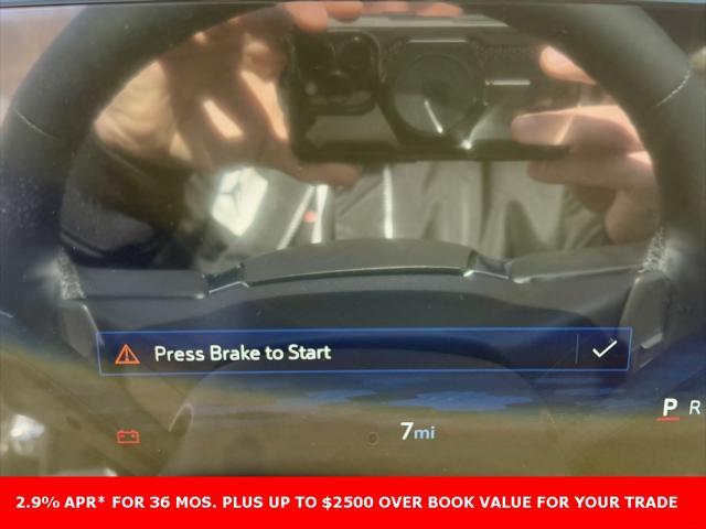 new 2025 Chevrolet Equinox car, priced at $37,084