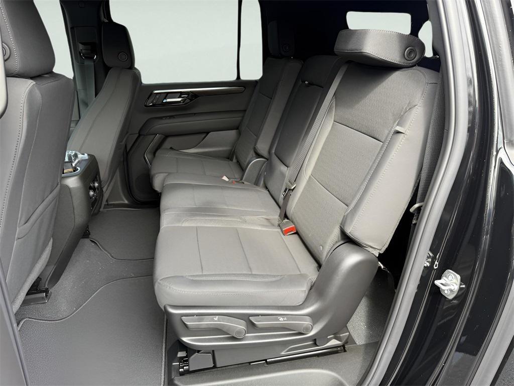 new 2026 Chevrolet Suburban car, priced at $68,605