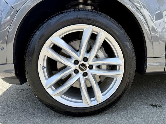 used 2025 Audi Q7 car, priced at $66,995