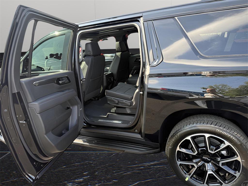 new 2026 Chevrolet Suburban car, priced at $81,815