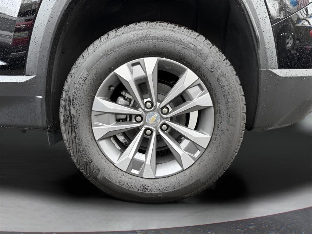 new 2026 Chevrolet Equinox car, priced at $29,675