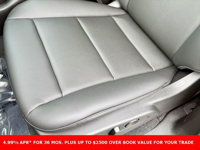 new 2025 Chevrolet Colorado car, priced at $45,865