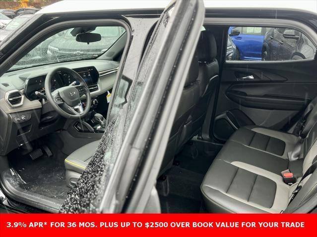new 2025 Chevrolet TrailBlazer car, priced at $28,635