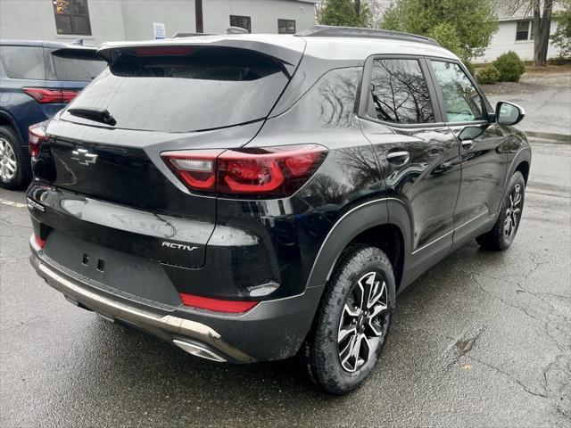 new 2025 Chevrolet TrailBlazer car, priced at $29,251