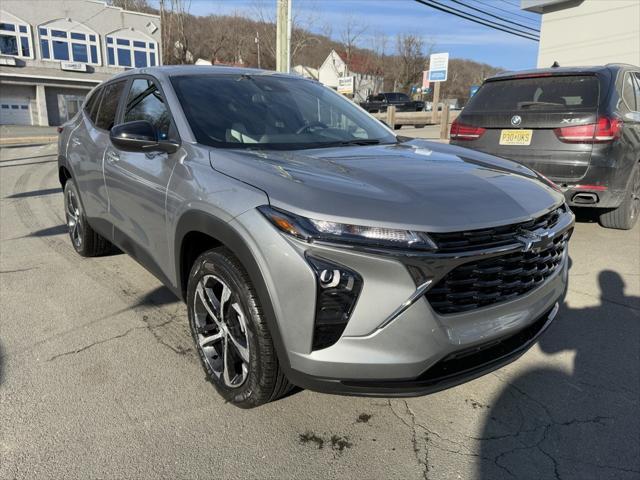 new 2025 Chevrolet Trax car, priced at $23,541