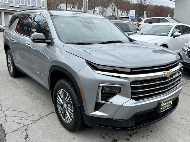 used 2024 Chevrolet Traverse car, priced at $41,395