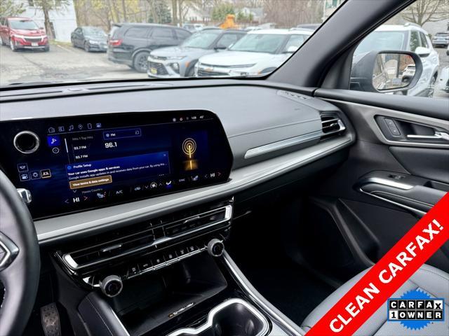 used 2024 Chevrolet Traverse car, priced at $38,495