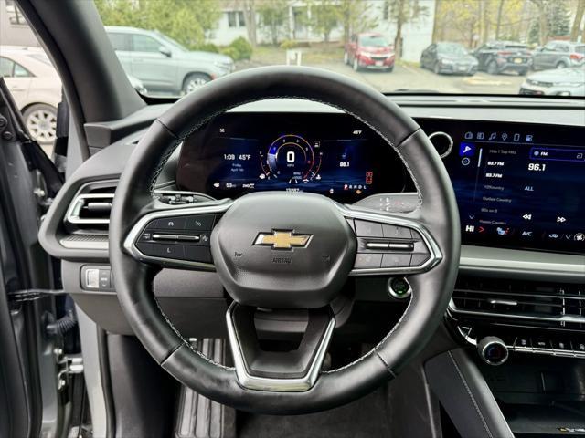 used 2024 Chevrolet Traverse car, priced at $41,395