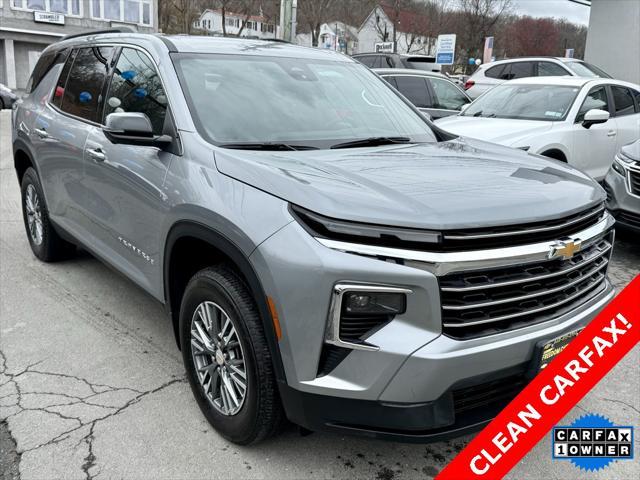 used 2024 Chevrolet Traverse car, priced at $38,495