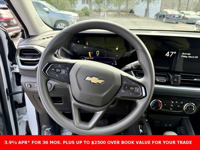 new 2025 Chevrolet TrailBlazer car, priced at $25,663