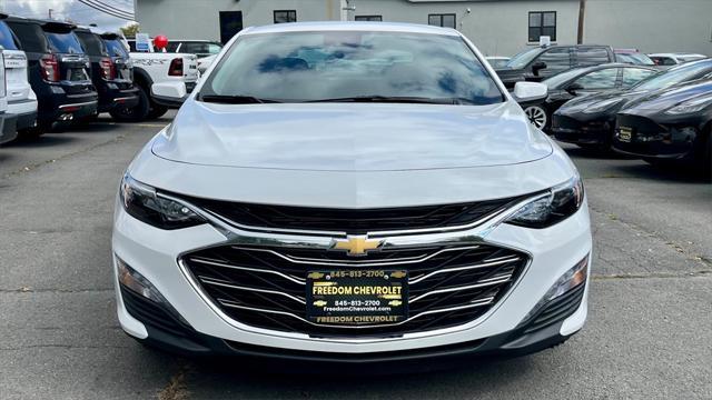 new 2025 Chevrolet Malibu car, priced at $28,258