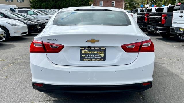 new 2025 Chevrolet Malibu car, priced at $28,258