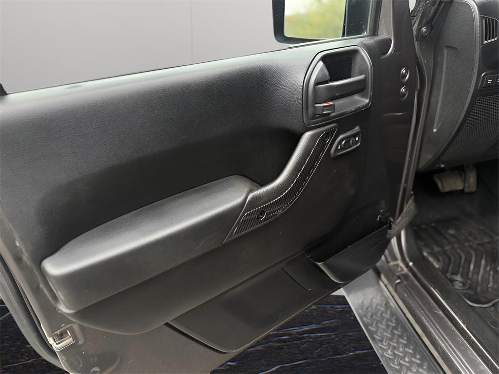 used 2014 Jeep Wrangler Unlimited car, priced at $13,995