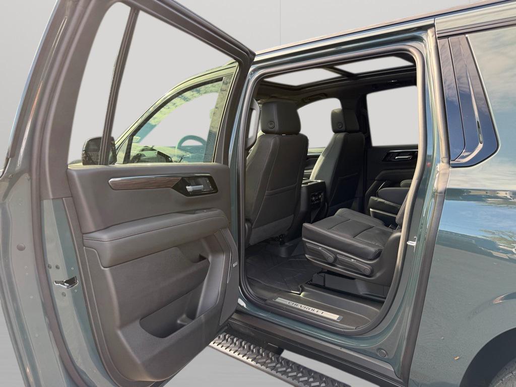 new 2026 Chevrolet Suburban car, priced at $79,625