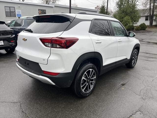 new 2025 Chevrolet TrailBlazer car, priced at $26,215