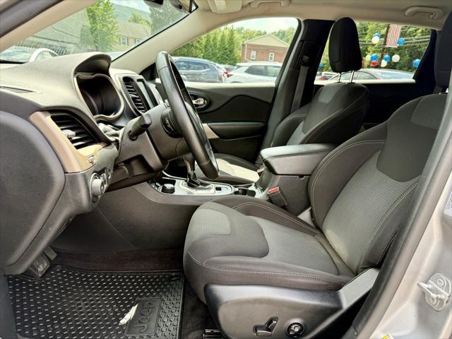 used 2017 Jeep Cherokee car, priced at $12,995