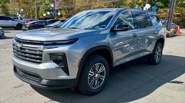 new 2024 Chevrolet Traverse car, priced at $39,765