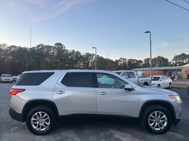 used 2020 Chevrolet Traverse car, priced at $17,900