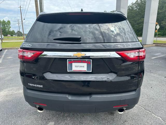 used 2021 Chevrolet Traverse car, priced at $15,900