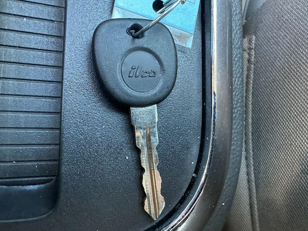 used 2006 Chevrolet HHR car, priced at $2,990