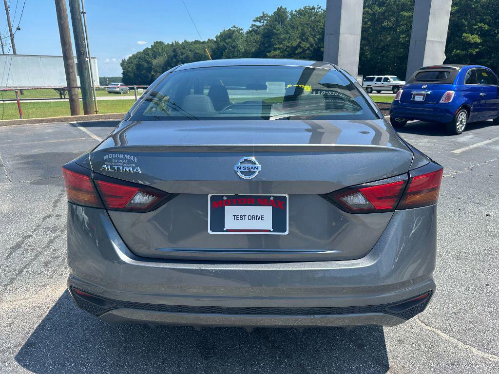 used 2022 Nissan Altima car, priced at $10,900
