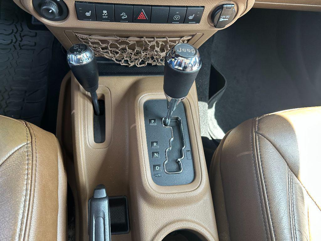 used 2015 Jeep Wrangler Unlimited car, priced at $14,900