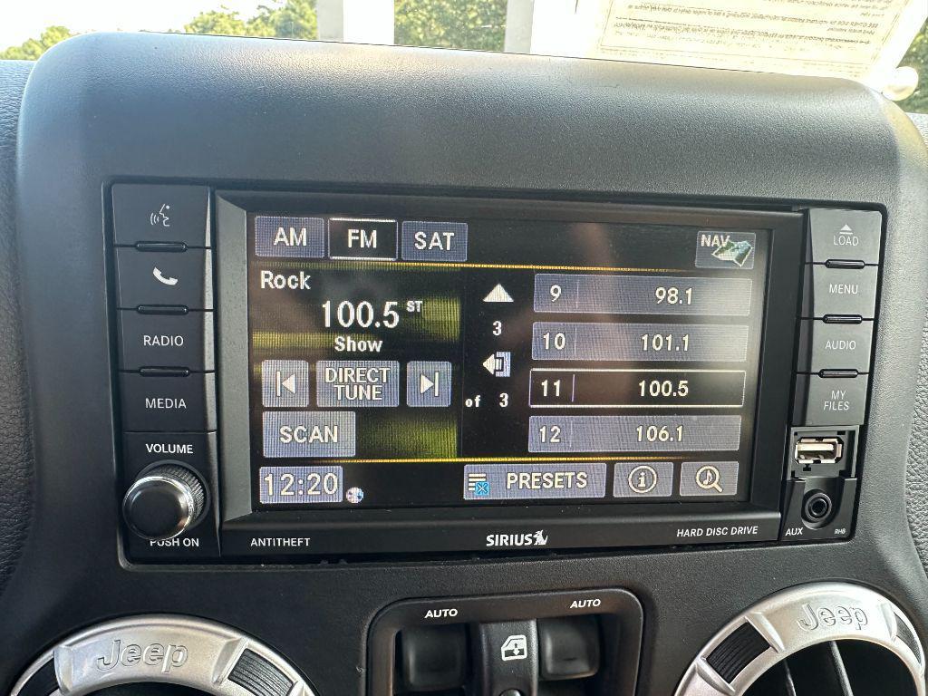 used 2015 Jeep Wrangler Unlimited car, priced at $14,900