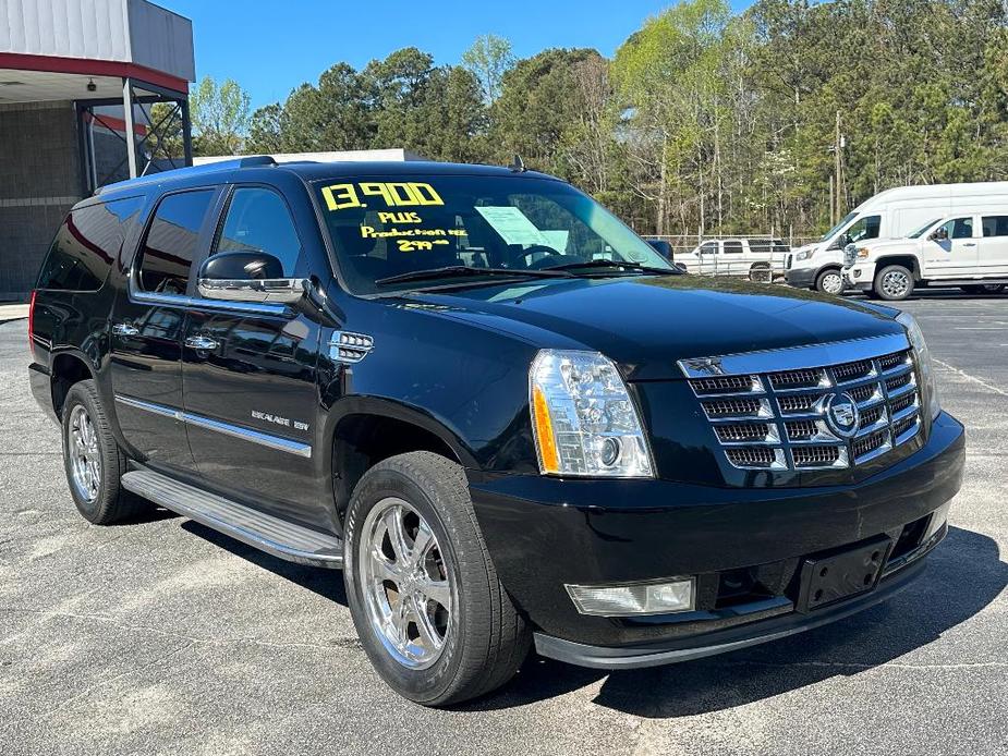 used 2010 Cadillac Escalade ESV car, priced at $11,900