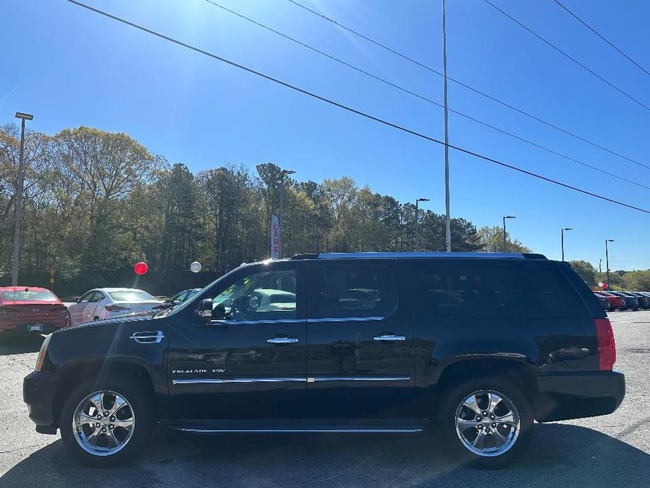 used 2010 Cadillac Escalade ESV car, priced at $11,900