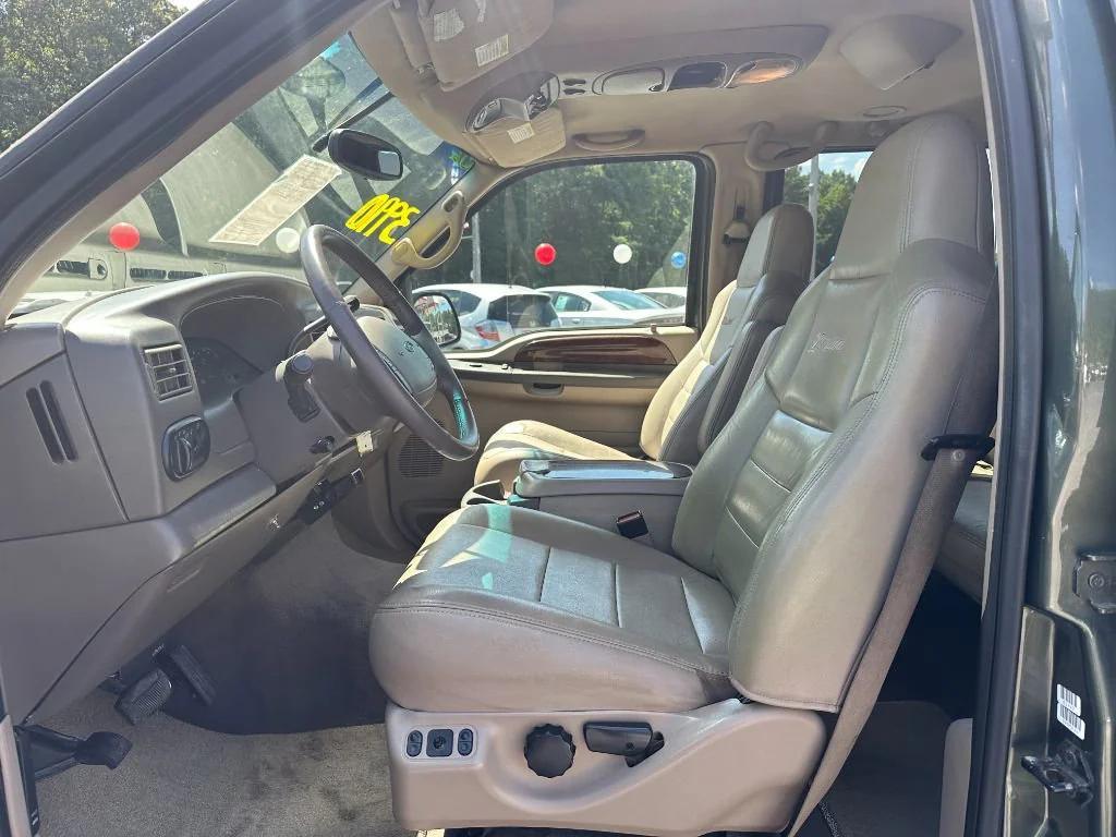 used 2002 Ford Excursion car, priced at $3,990