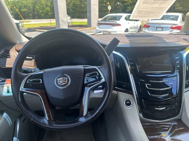 used 2015 Cadillac Escalade ESV car, priced at $18,900