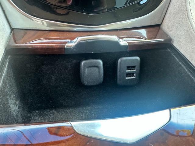 used 2015 Cadillac Escalade ESV car, priced at $18,900